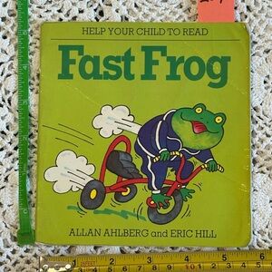 Help your child read Fast Frog Learning Book for Kids
